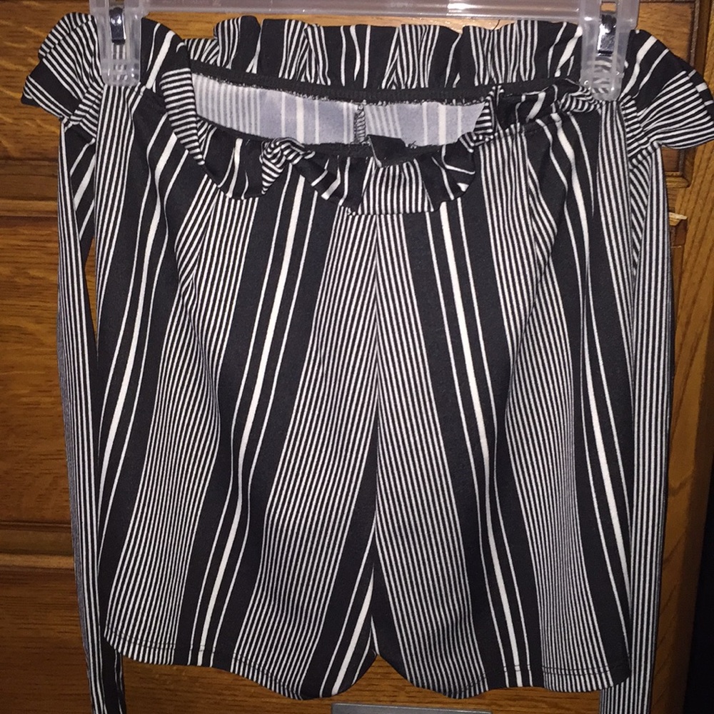 Shorts with a nice a bow